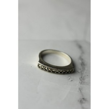 925 Sterling Silver Black Spinel Ring Size 6.5