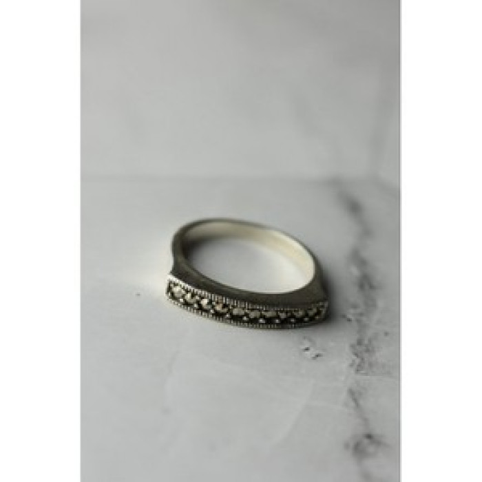 925 Sterling Silver Black Spinel Ring Size 6.5
