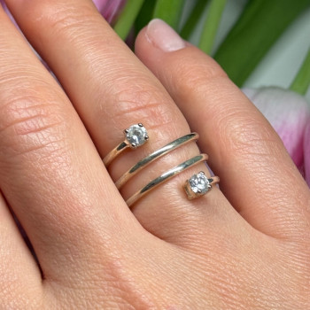 925 Sterling Silver White Spinel Ring Size 6