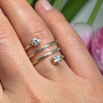925 Sterling Silver White Spinel Ring Size 6