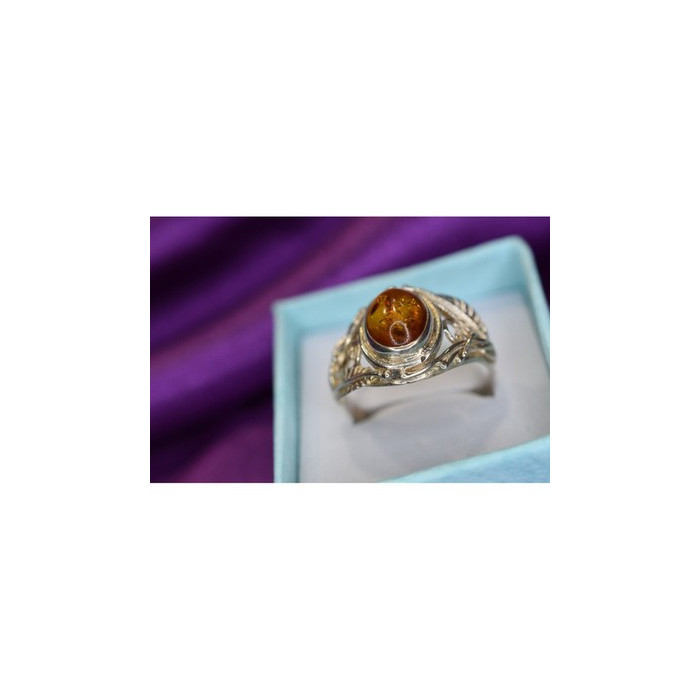 925 Sterling Silver Amber Ring Size 8.5
