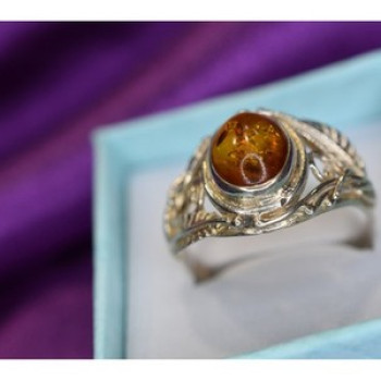 925 Sterling Silver Amber Ring Size 8.5