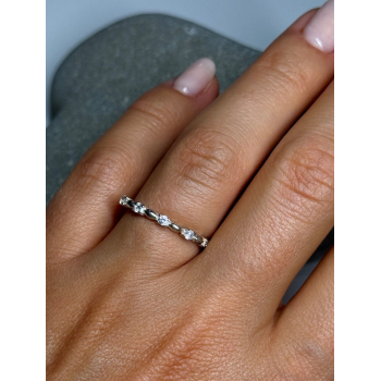 925 Sterling Silver CZ Ring Size 7.5