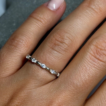 925 Sterling Silver CZ Ring Size 7.5
