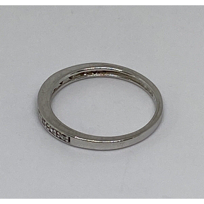 925 Sterling Silver CZ Ring Size 8