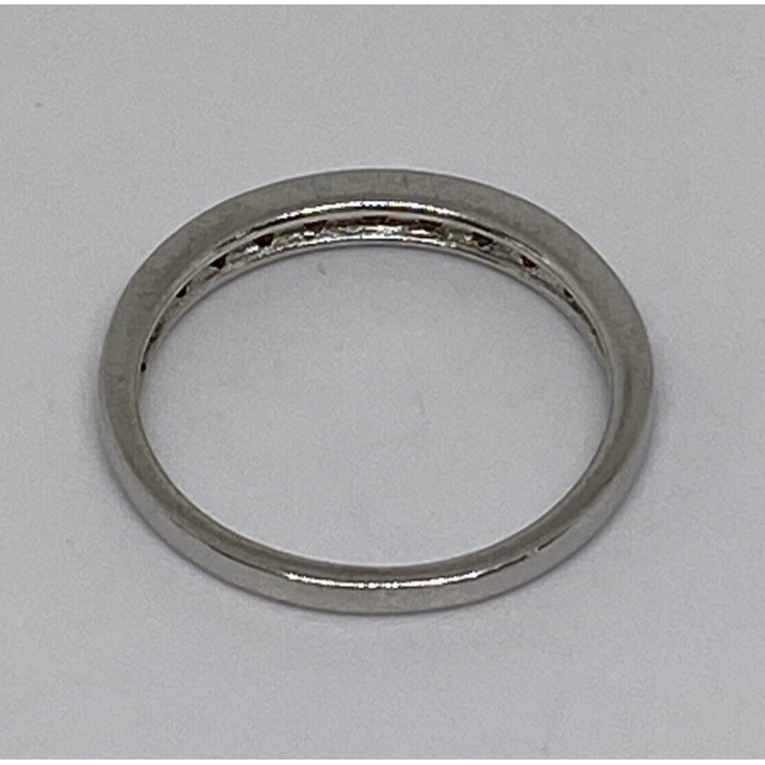 925 Sterling Silver CZ Ring Size 8