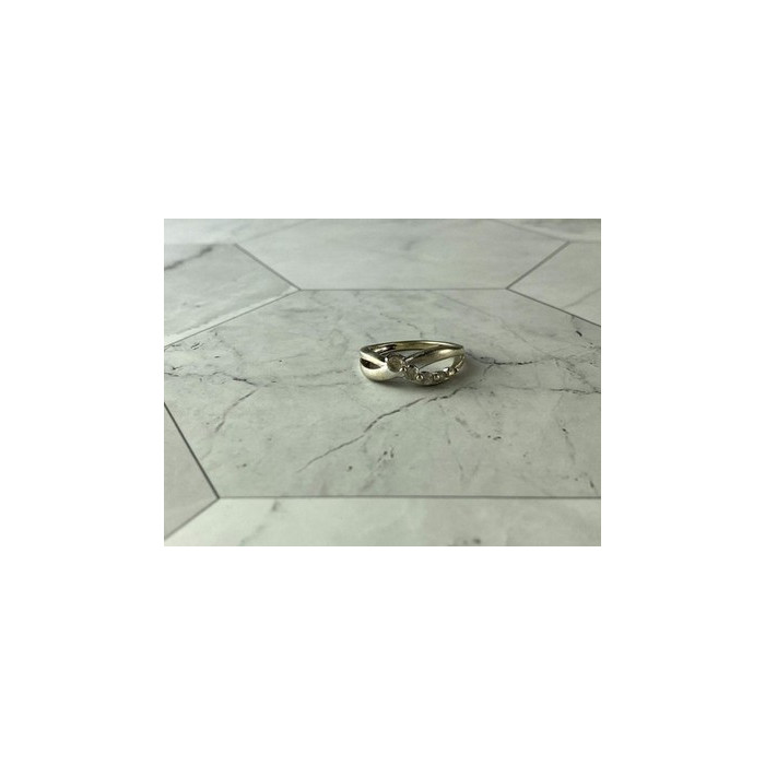 925 Sterling Silver White Topaz Ring Size 7