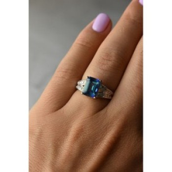925 Sterling Silver Blue Spinel Ring Size 6.5
