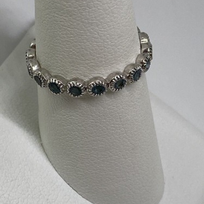 925 Sterling Silver Topaz Band Ring Size 8