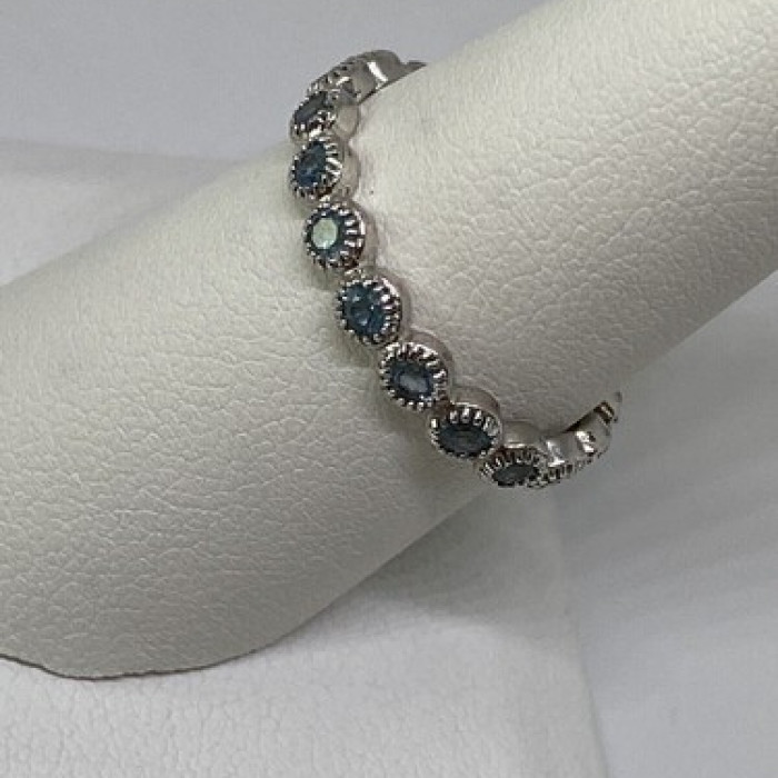 925 Sterling Silver Topaz Band Ring Size 8