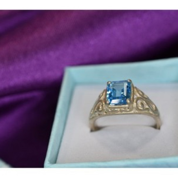 925 Sterling Silver Blue Topaz Openwork Ring Size 6.5