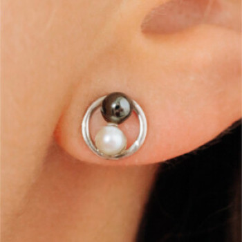 10K White Gold Pearls Earrings Italy