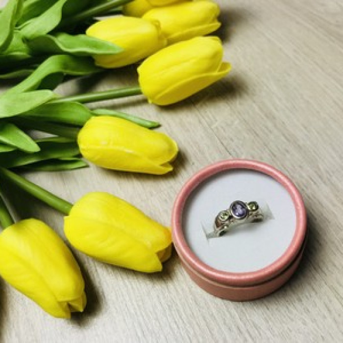 925 Sterling Silver Purple Tourmaline & Peridot Ring Size 8