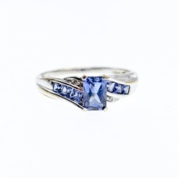 10K White Gold Iolite & Diamonds Ring Size 6.5