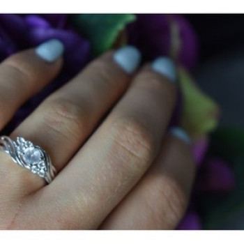 925 Sterling Silver White Topaz Ring Size 6.5