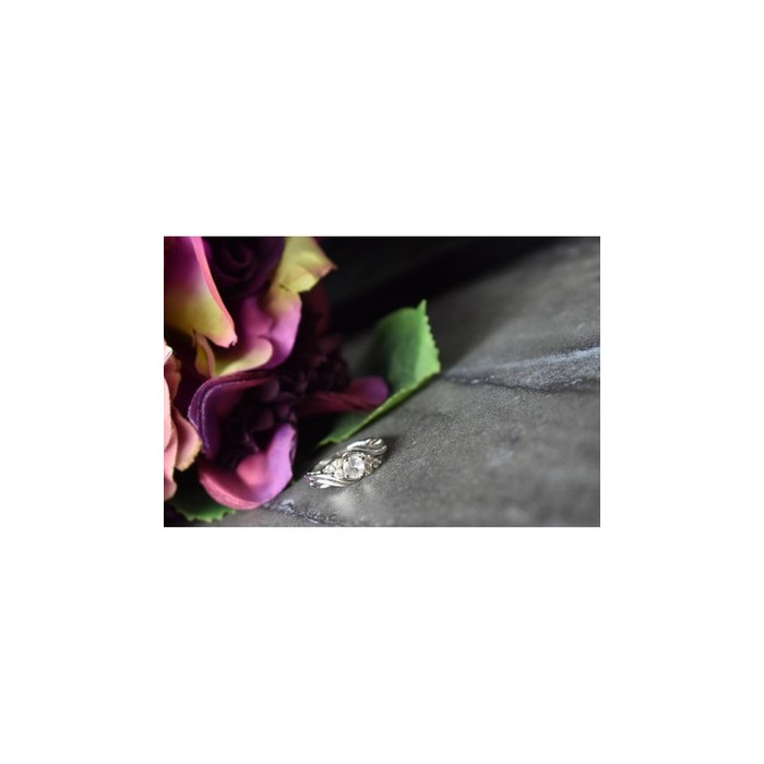 925 Sterling Silver White Topaz Ring Size 6.5