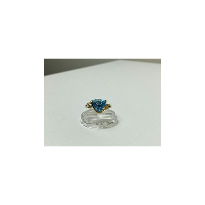10K YELLOW GOLD TOPAZ & DIAMONDS RING SIZE 7