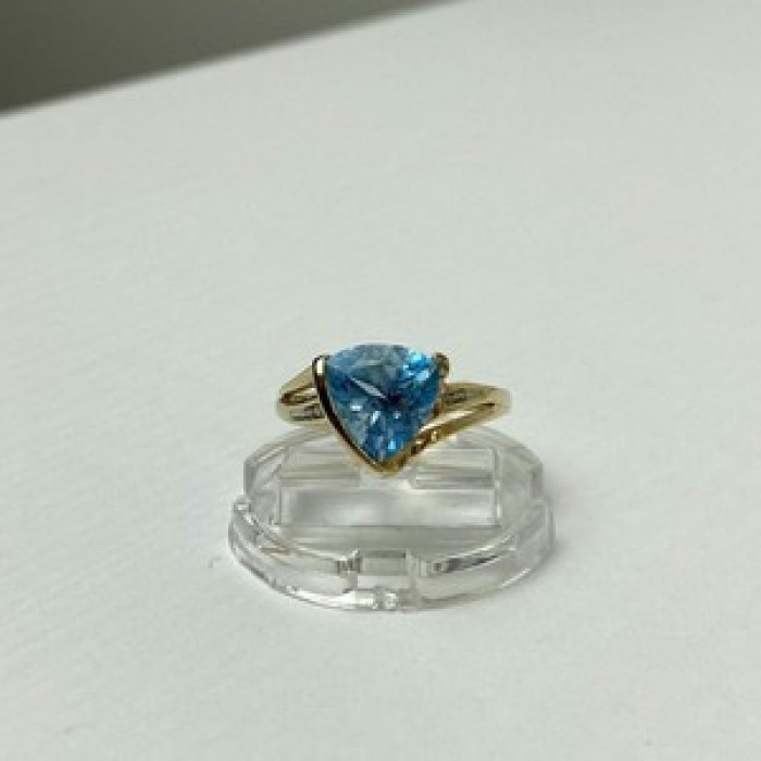 10K Yellow Gold Topaz & Diamonds Ring Size 7