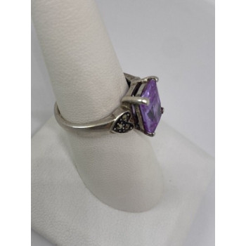 925 Sterling Silver Ring With CZ Size 8