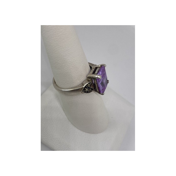 925 Sterling Silver Ring With CZ Size 8