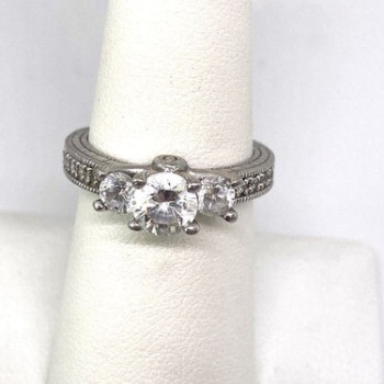 925 Sterling Silver CZ Ring Size 7