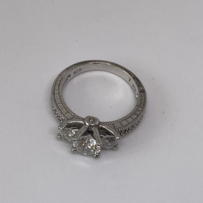 925 Sterling Silver CZ Ring Size 7