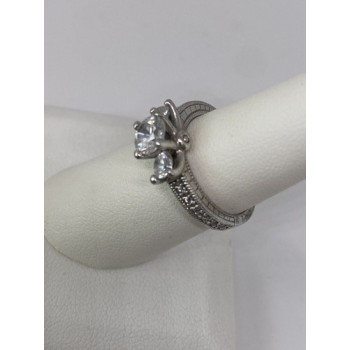 925 Sterling Silver Ring With CZ Size 7