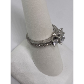 925 Sterling Silver Ring With CZ Size 7