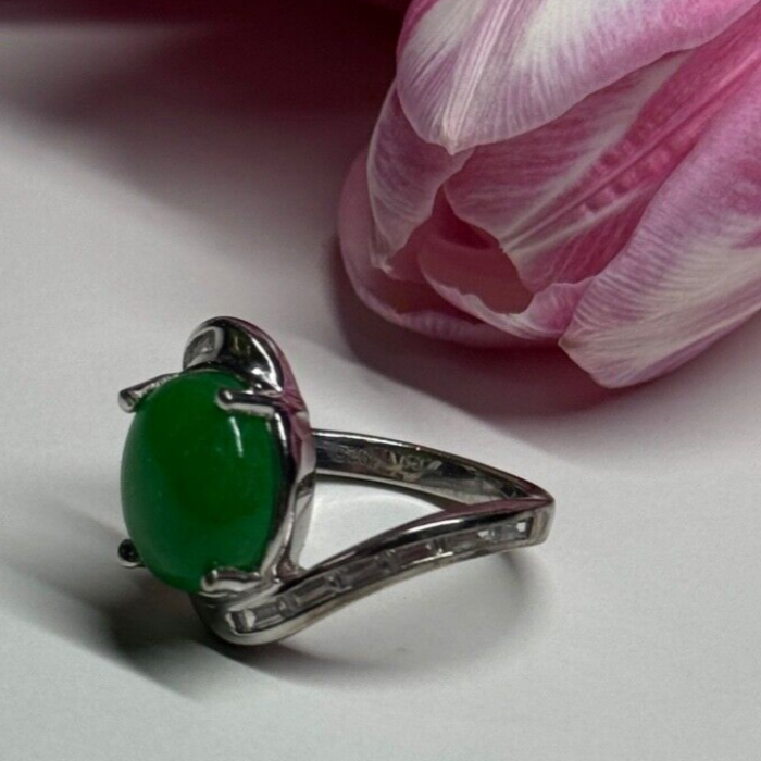 D'Joy 925 Sterling Silver Green Nephrite & White Beryl Ring Size 6.5