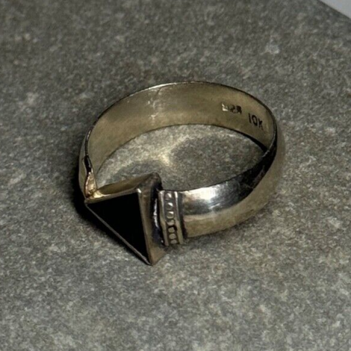 925 Sterling Silver & 10k Yellow Gold Onyx Ring Size 6