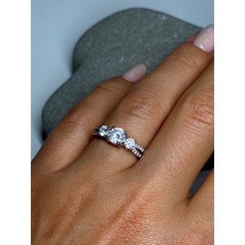 925 Sterling Silver CZ Ring Size 6.5