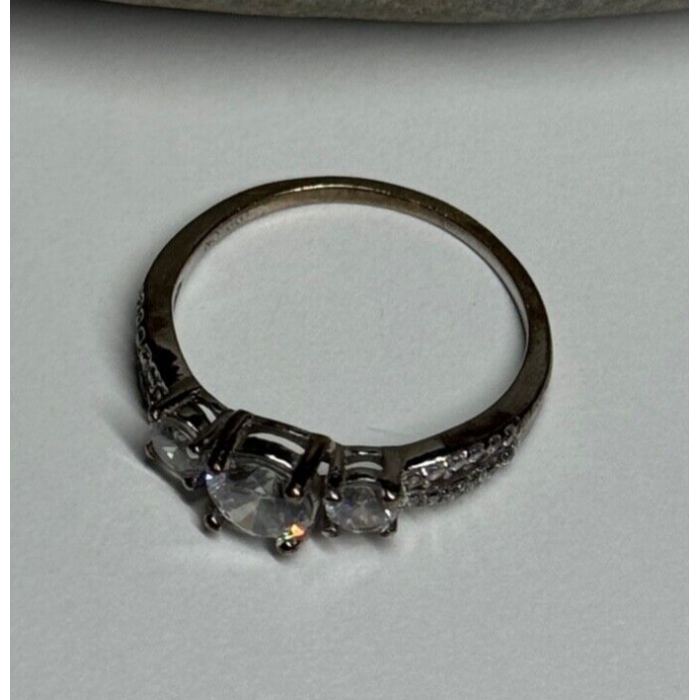 925 Sterling Silver CZ Ring Size 6.5