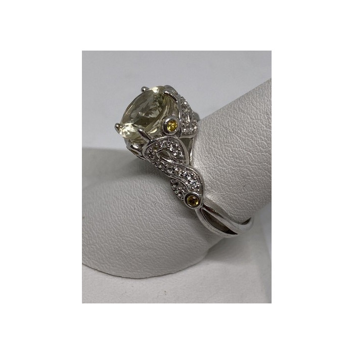 925 Sterling Silver CZ Ring Size 8.75