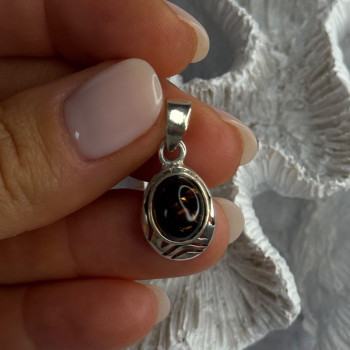 925 Sterling Silver Amber Pendant Length 0.90 Inch