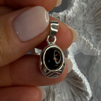 925 Sterling Silver Amber Pendant Length 0.90 Inch