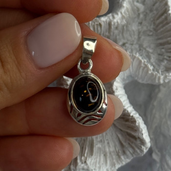 925 Sterling Silver Amber Pendant Length 0.90 Inch