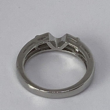 925 Sterling Silver CZ Ring Size 5.5