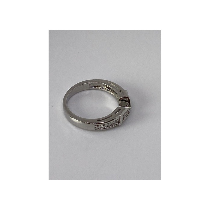 925 Sterling Silver CZ Ring Size 5.5