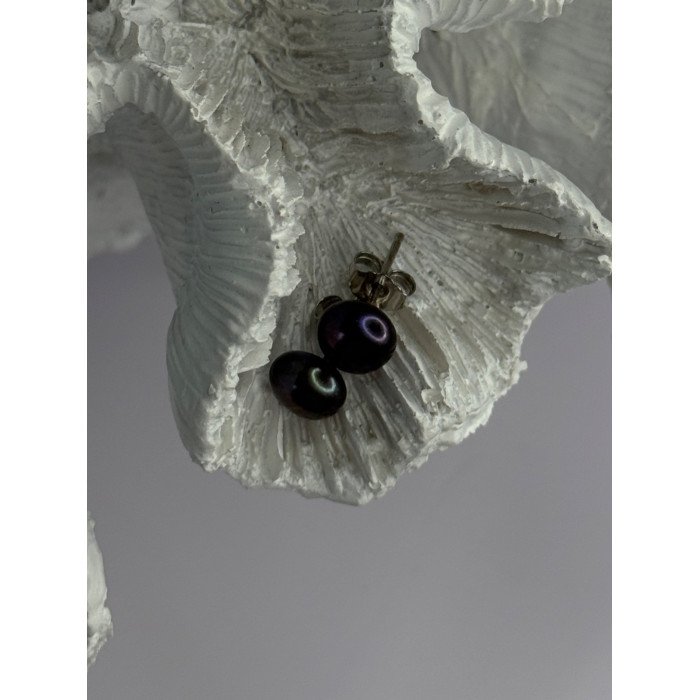 925 Sterling Silver Black Pearl Earrings Length 0.30 Inch
