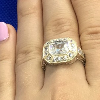 925 Sterling Silver CZ Ring Size 8.5
