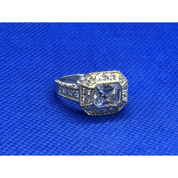 925 Sterling Silver CZ Ring Size 8.5