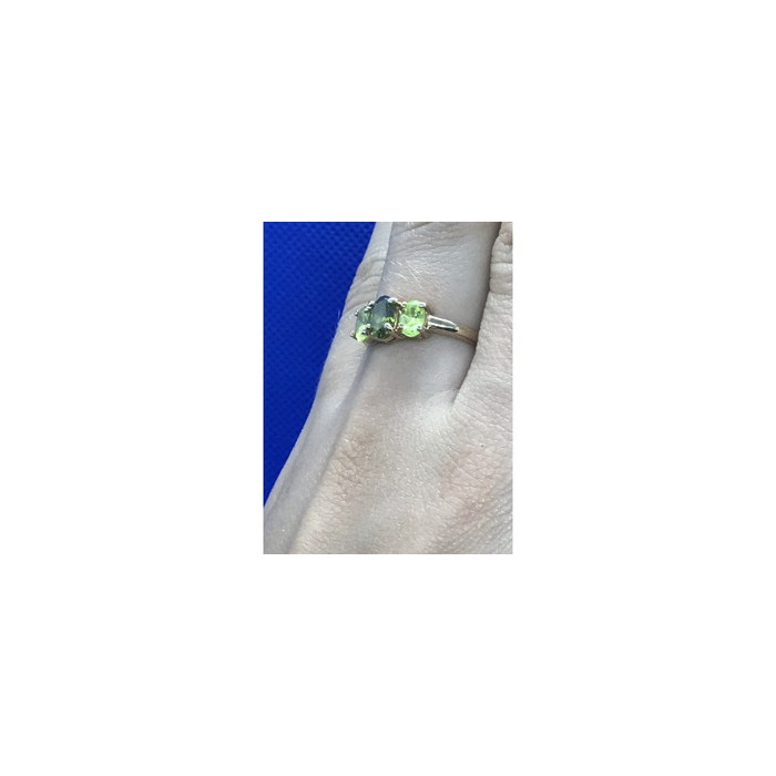 925 Sterling Silver Gold Plated Peridot Ring Size 8