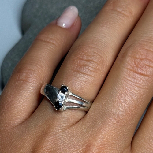 925 Sterling Silver Sapphire & Beryl Ring Size 8