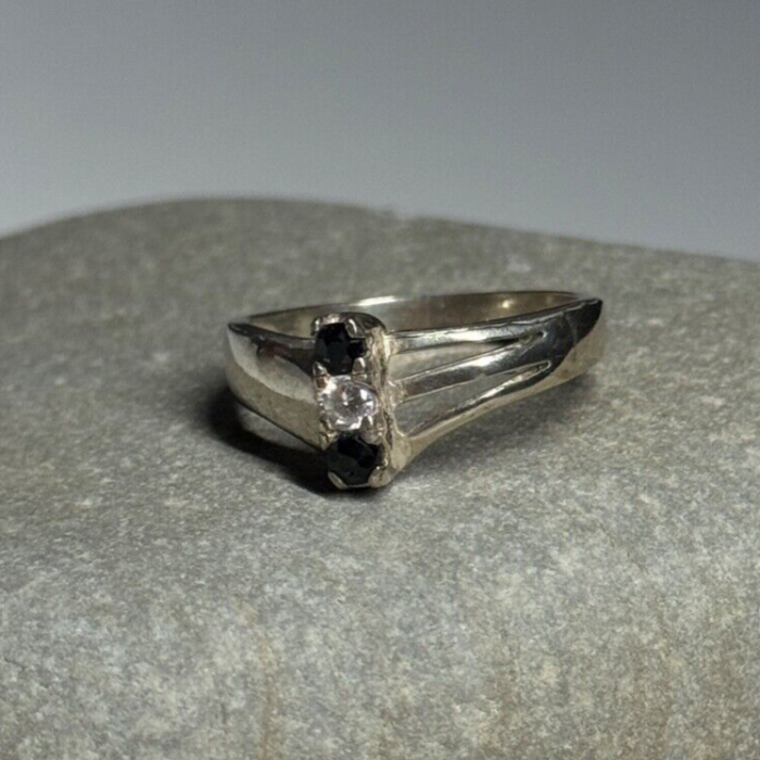 925 Sterling Silver Sapphire & Beryl Ring Size 8