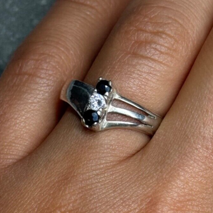 925 Sterling Silver Sapphire & Beryl Ring Size 8