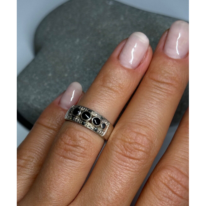 925 Sterling Silver Onyx Ring Size 5