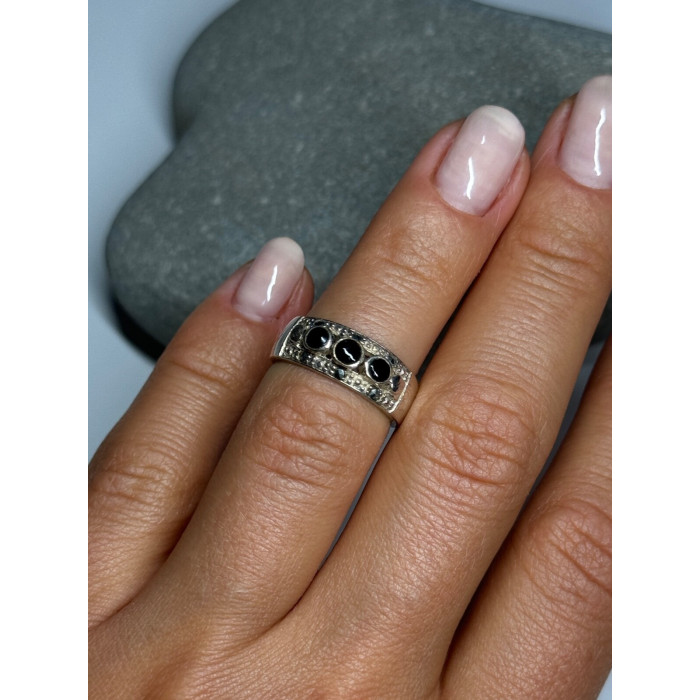 925 Sterling Silver Onyx Ring Size 5