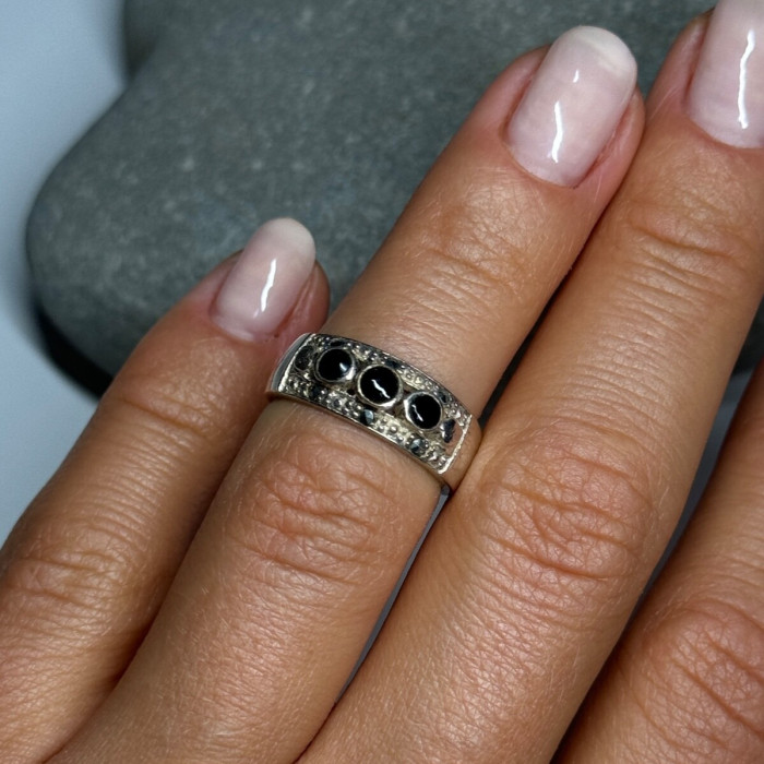 925 Sterling Silver Onyx Ring Size 5