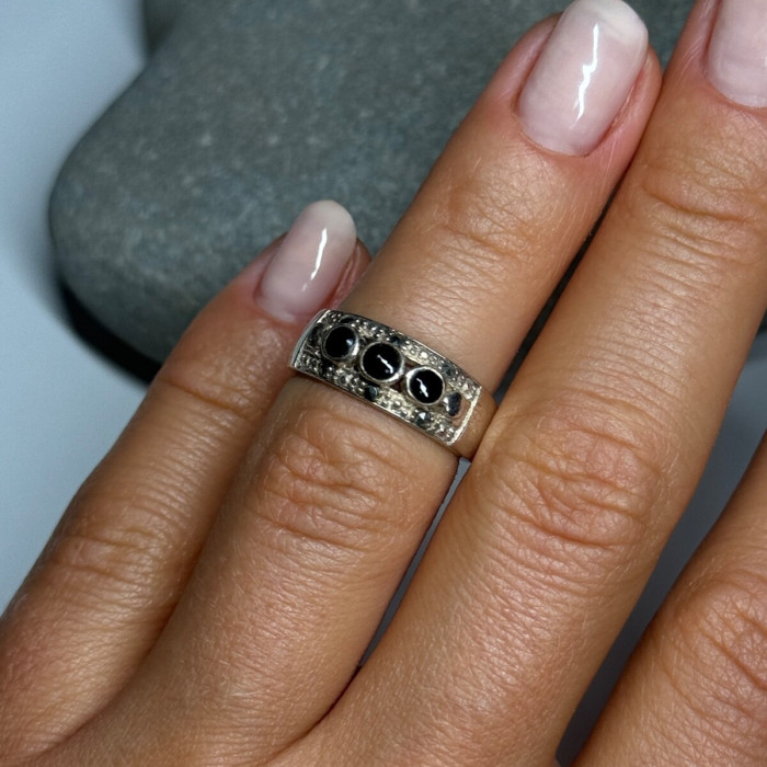 925 Sterling Silver Onyx Ring Size 5