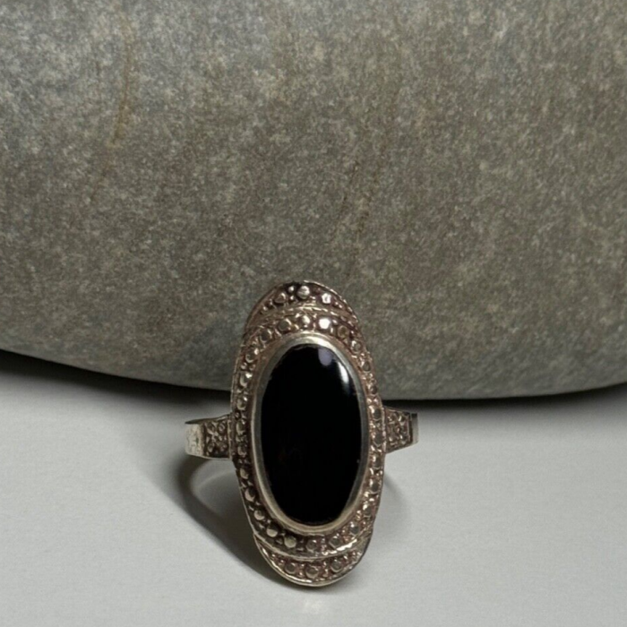 925 Sterling Silver Onyx Ring Size 5.5